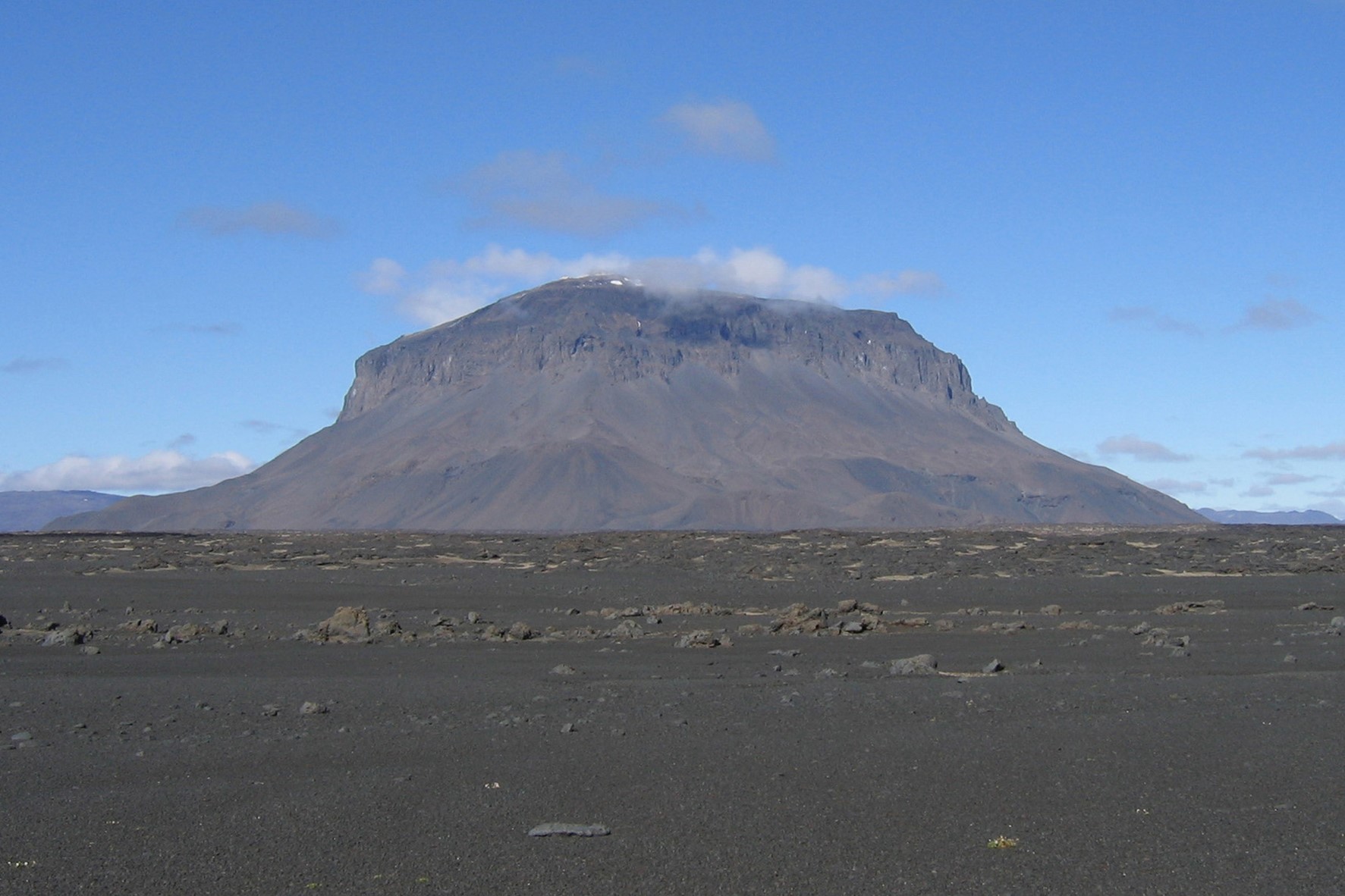 The mountain Herðubreið