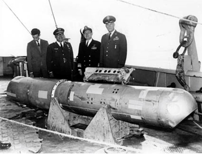 Hydrogen bomb recovered by Alvin