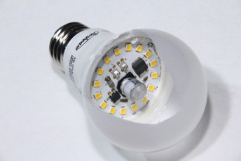 ED493 Lighting More With Less 4