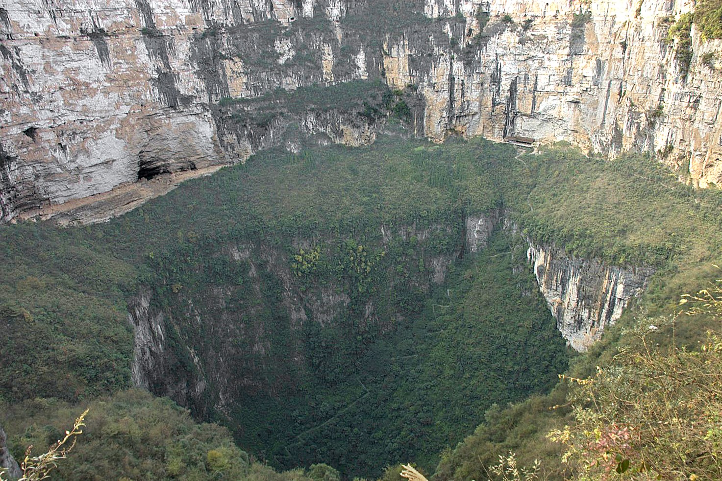 Xiaozhai Tiankeng